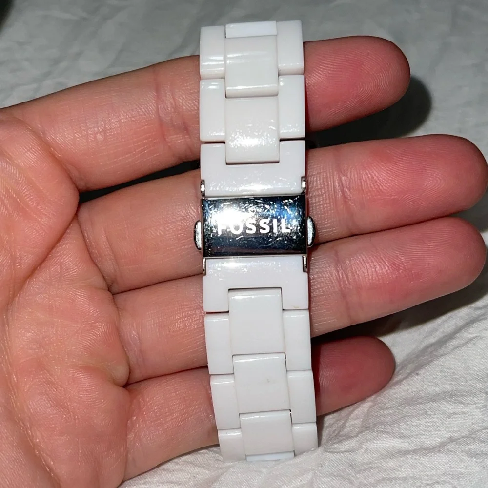 FOSSIL WATCH - Picture 5 of 7